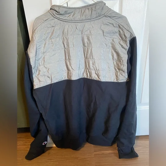 Champion Men’s Green Bay Packers Lambeau Field XL Quarter Button Pullover - Picture 4 of 4